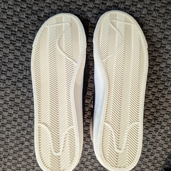 New Nike Blazer Mid '77 Vintage White Chlorophyll Black BQ6806-116 Men’s Size 10 - Picture 6 of 7